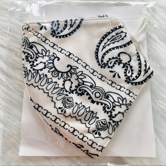 LAST ONE! Tory Burch White Black Fabric Face Mask - Picture 6 of 8